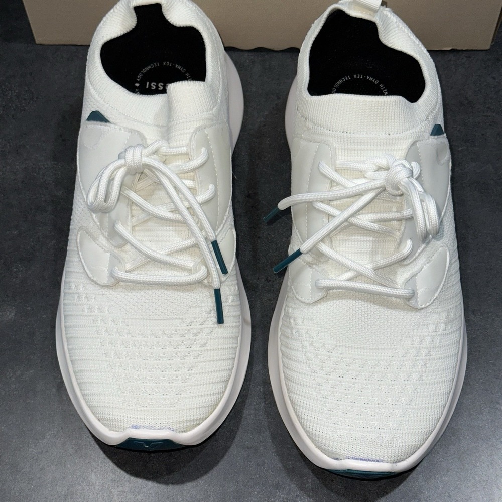 Vessi Everyday Classic Womens Size 9 Waterproof Shoes Sneaker Polar White EUC - Picture 2 of 11